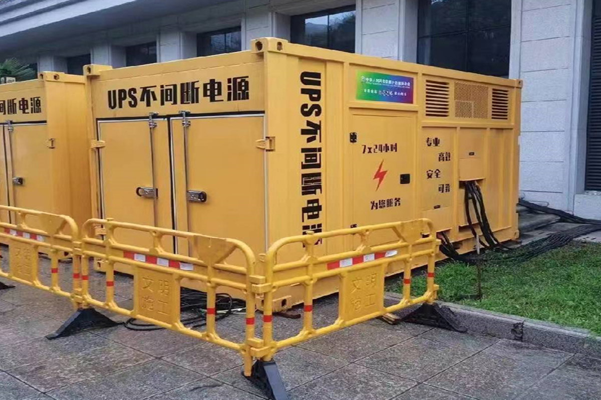 贾汪发电机租赁施工现场
